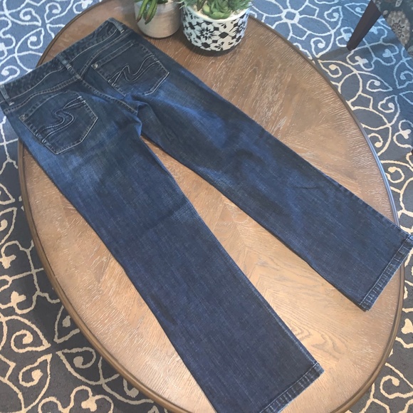 WHBM Women's 8S Blanc Flare Jeans - Picture 4 of 4